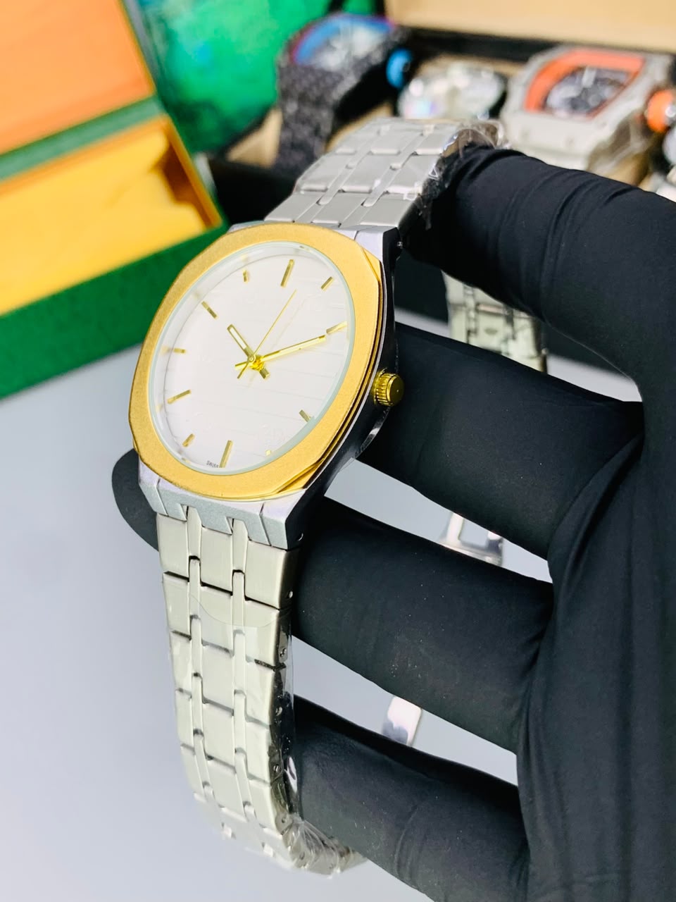 GUCCI 38mm Tow Tone